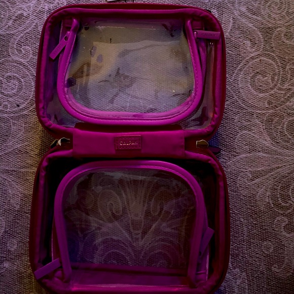 Calpak Dragonfruit Cosmetic Case Medium - Picture 1 of 10